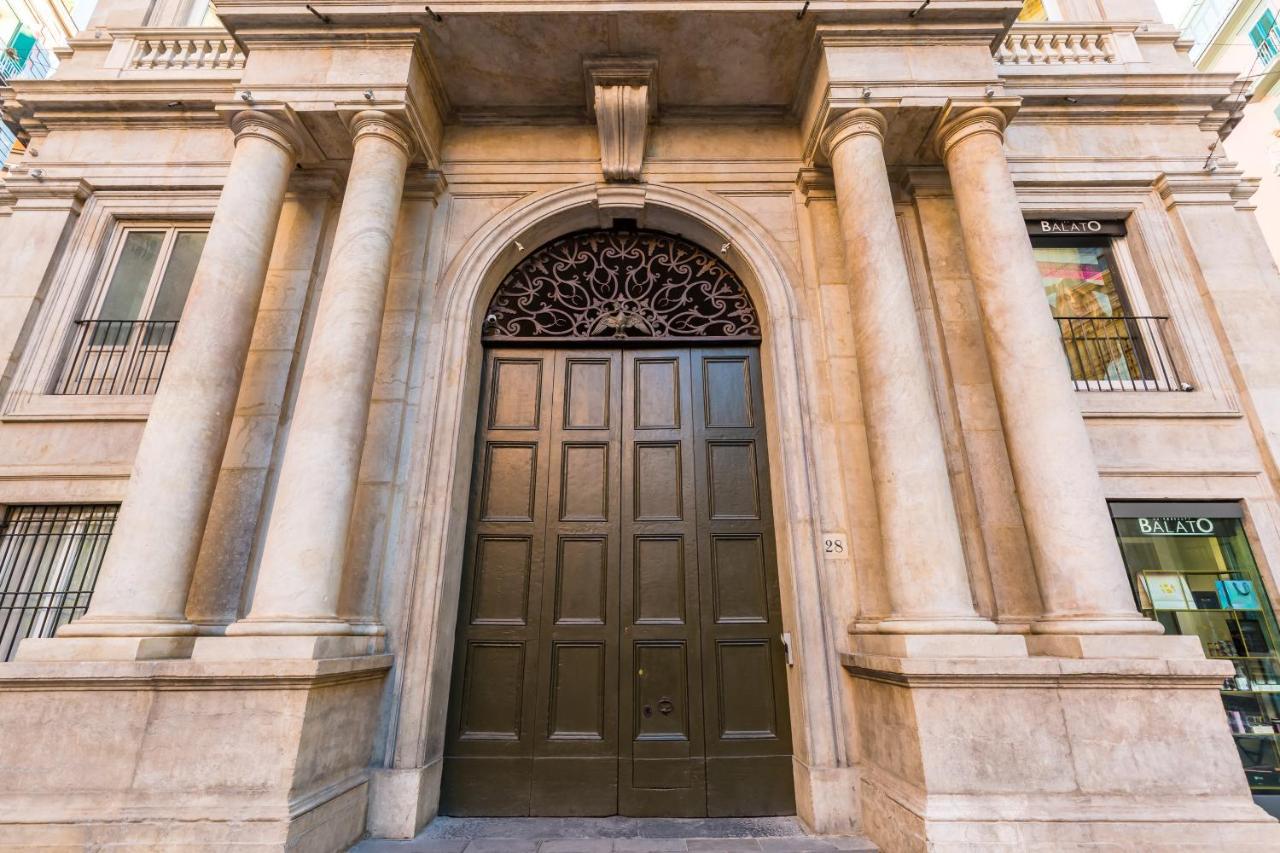 Dimora Doria D'angri Naples